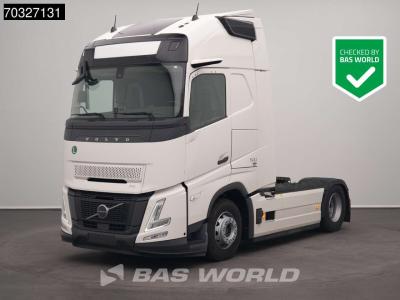 Volvo FH 500 4X2 XL Aero 2x Tanks ACC APK 04-2027 in vendita da BAS World B.V.