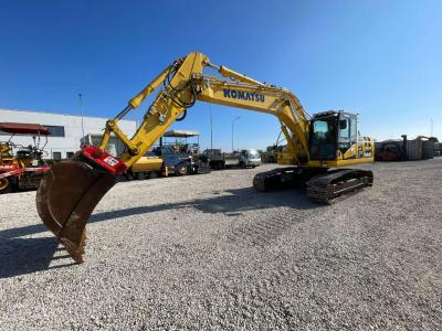 Komatsu HB215LC-2