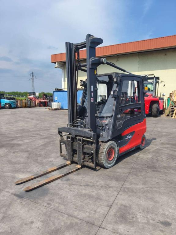 Linde E25L-01 Foto 1