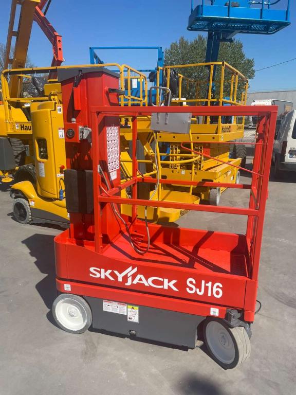 SkyJack SJ-16 Foto 1