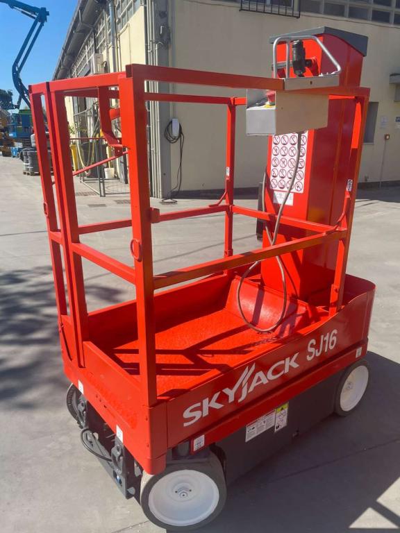 SkyJack SJ-16 Foto 4