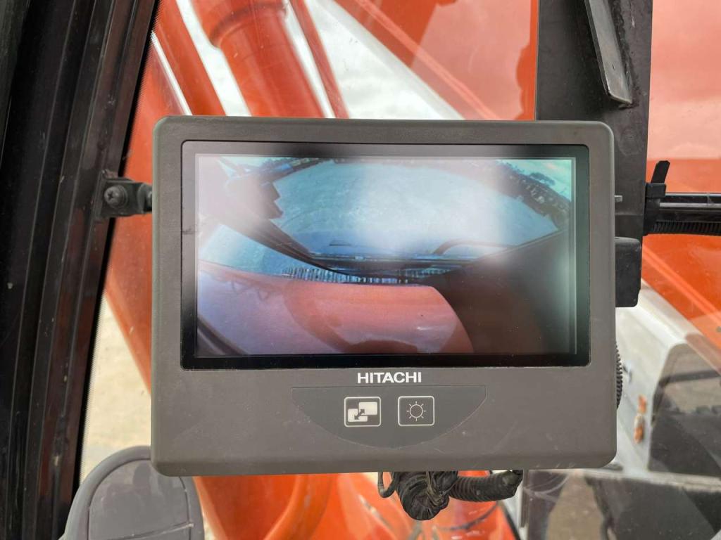 Hitachi ZX300LC-6 Foto 25
