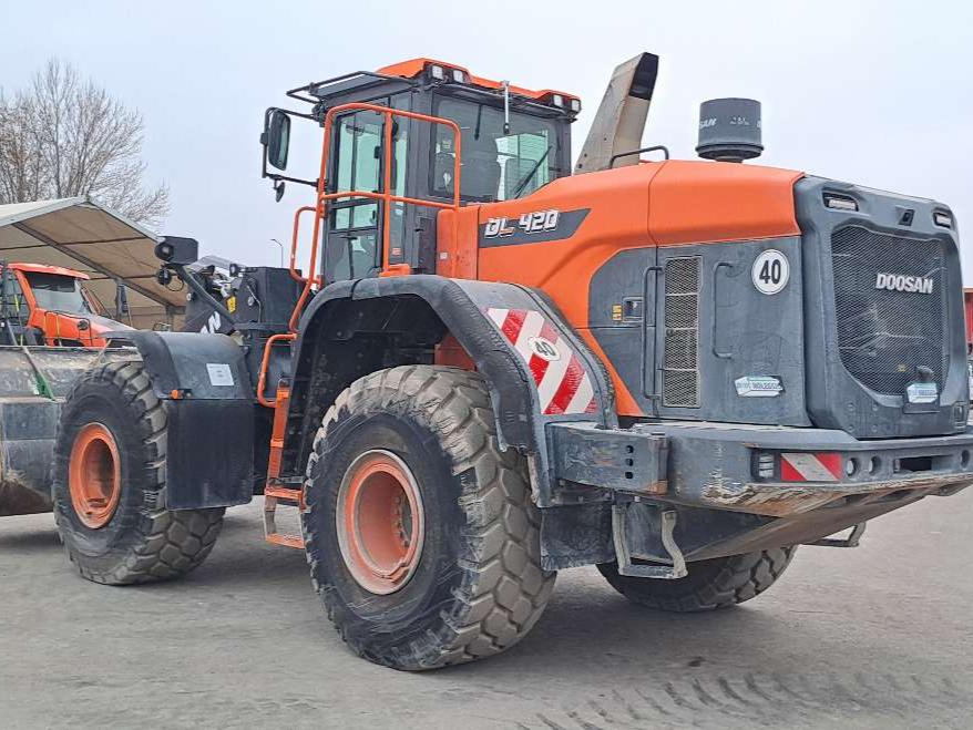Doosan DL420-7 Foto 3