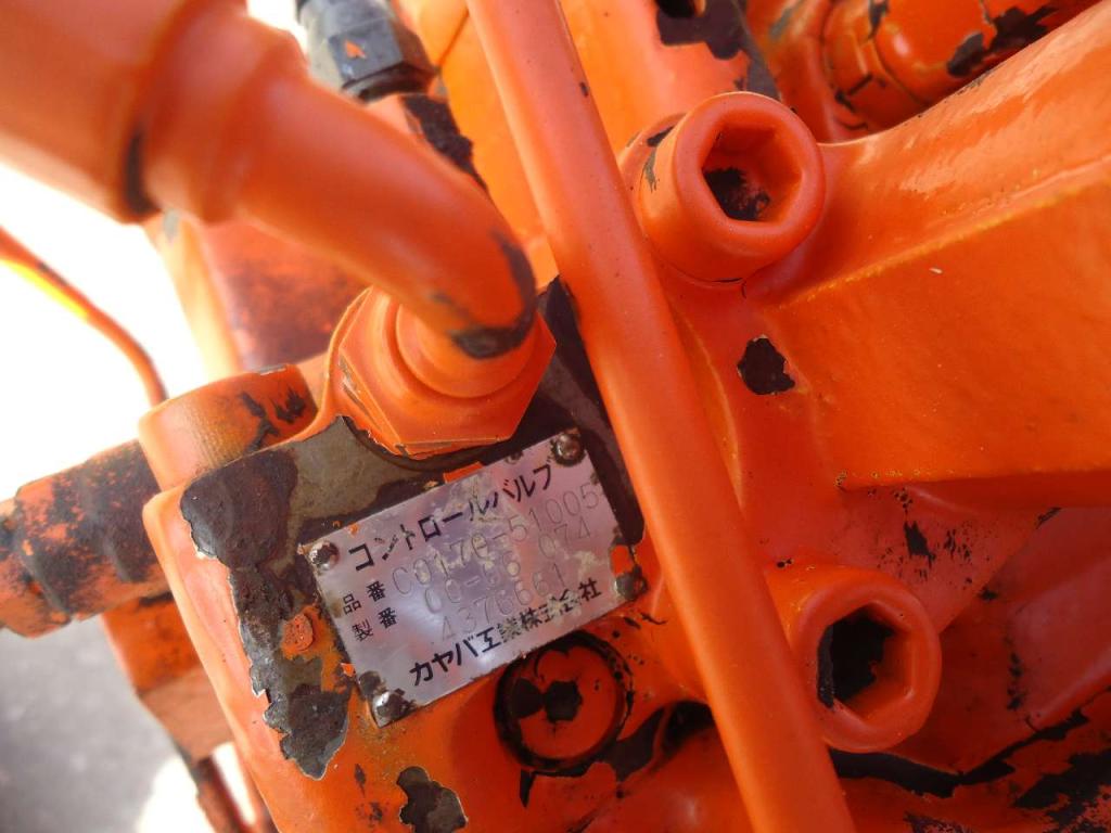 Distributore idraulico per Fiat Hitachi EX215 Foto 6
