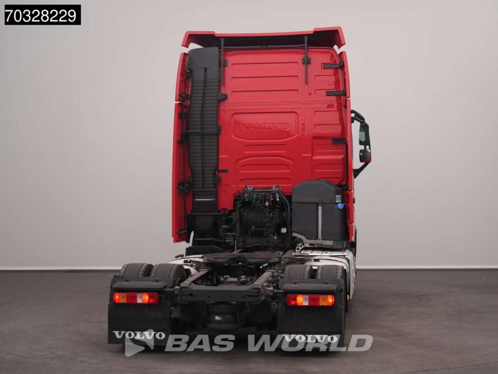 Volvo FH 460 4X2 XL Mega 2x Tanks ACC TÜV Foto 12