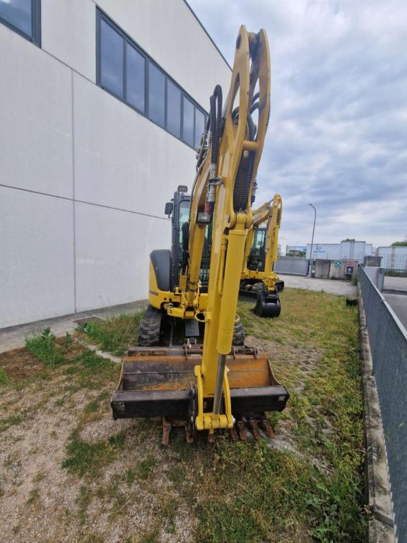 Komatsu PC30MR-5 Foto 4