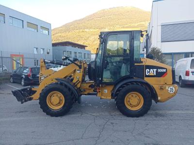 Caterpillar 906 M in vendita da Solderer Srl