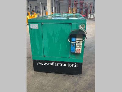 Milantractor Gruppo elettrogeno in vendita da Deal Di Balliu Mentor & c. Sas