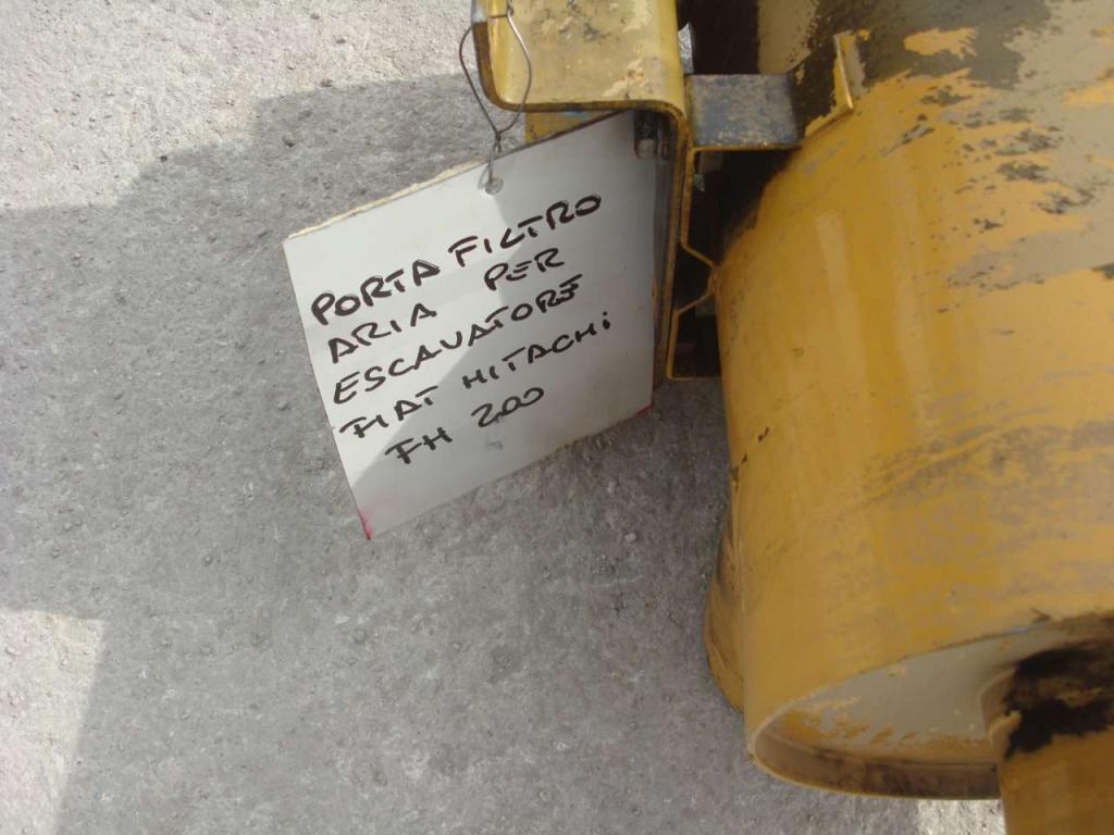 Supporto filtro aria per Fiat Hitachi FH200 Foto 2