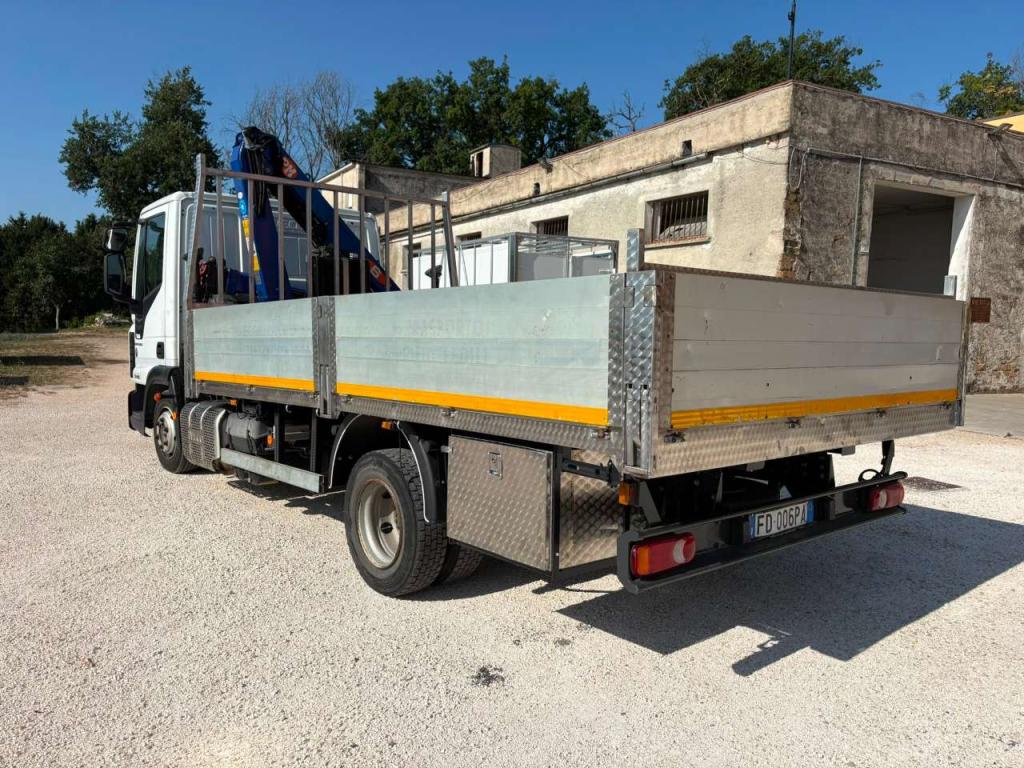 Iveco EUROCARGO 75E19 euro 6 GRU PM Foto 13