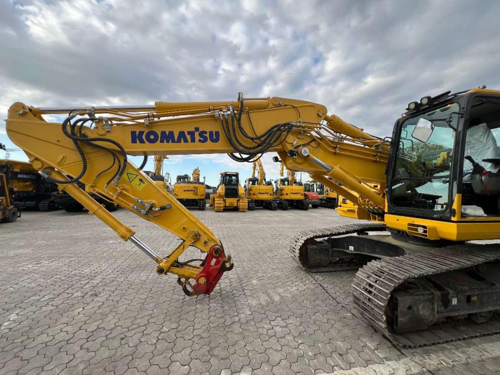 Komatsu PC210NLC-11EO Foto 1