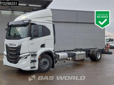 Iveco S-Way 340 4X2 NEW! Chassis ACC Led Euro 6 in vendita da BAS World B.V.