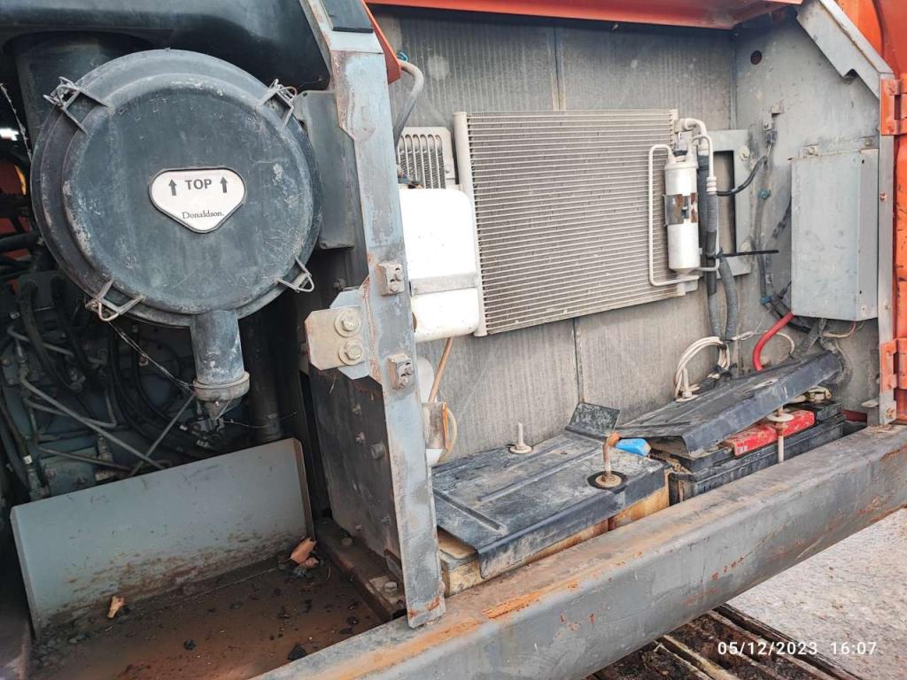 Hitachi ZX240N-3 Foto 2