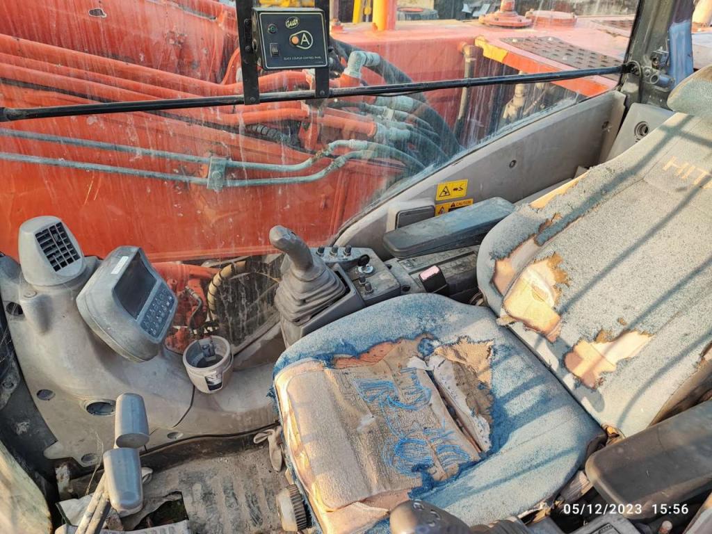 Hitachi ZX240N-3 Foto 5