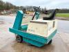 Tennant 215E Sweeper - Good Working Condition Foto 3 thumbnail