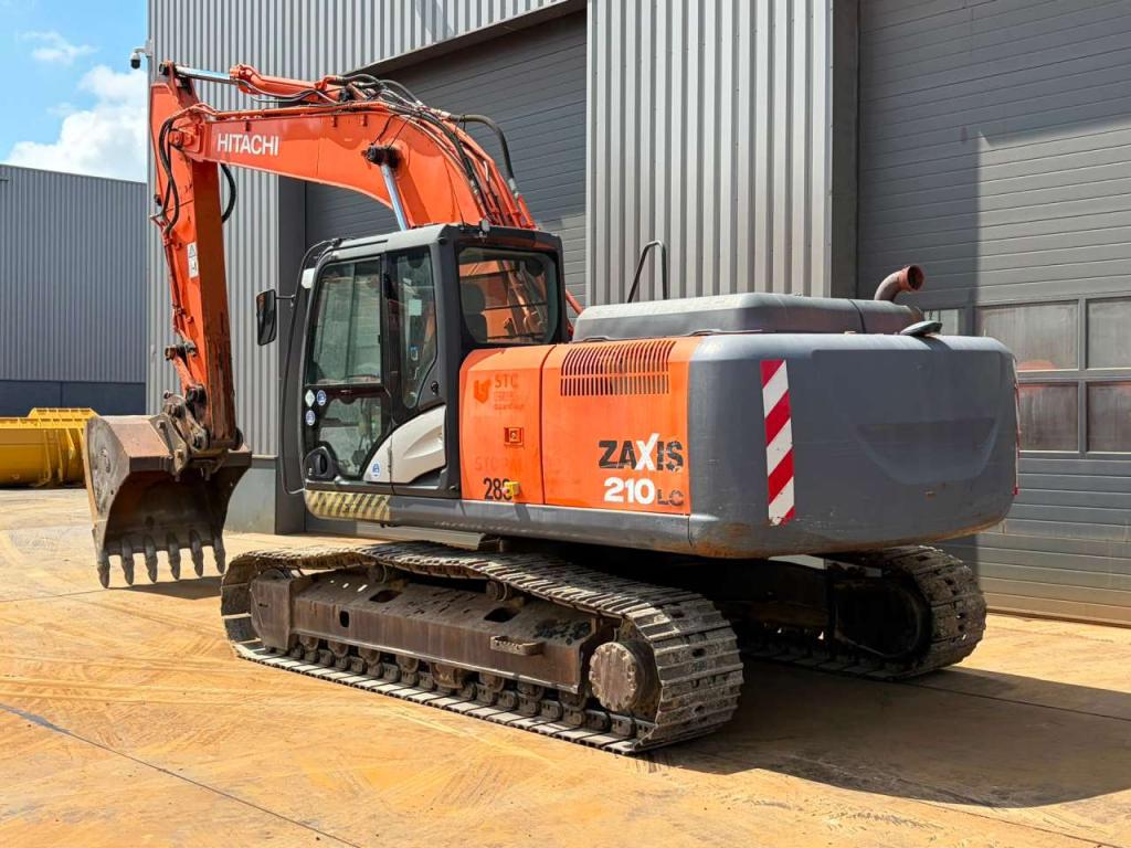 Hitachi ZX210LC-5B Foto 3