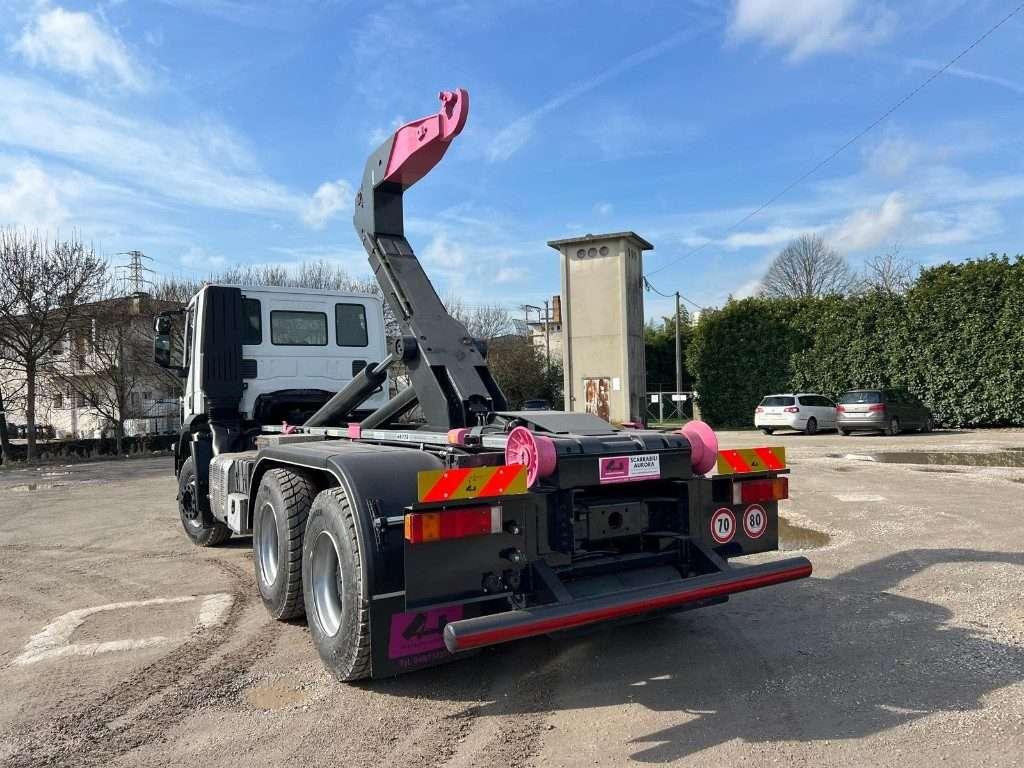 Iveco TRAKKER 360 SCARRABILE 6X4 Foto 5