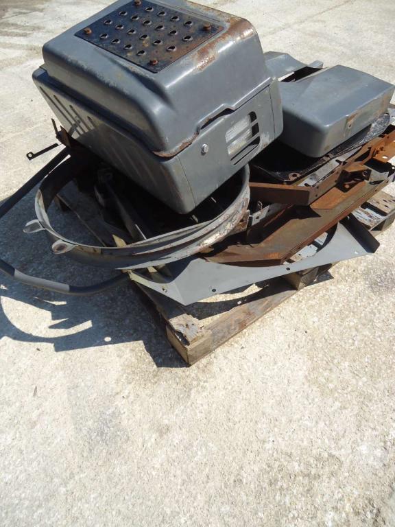 Cofanatura e carter carrozzeria per ZX 210.3 Foto 2