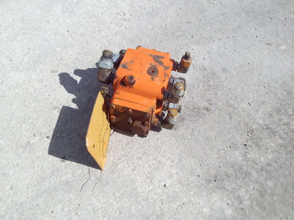 Valvola idraulica per Fiat Allis FR220 Foto 2