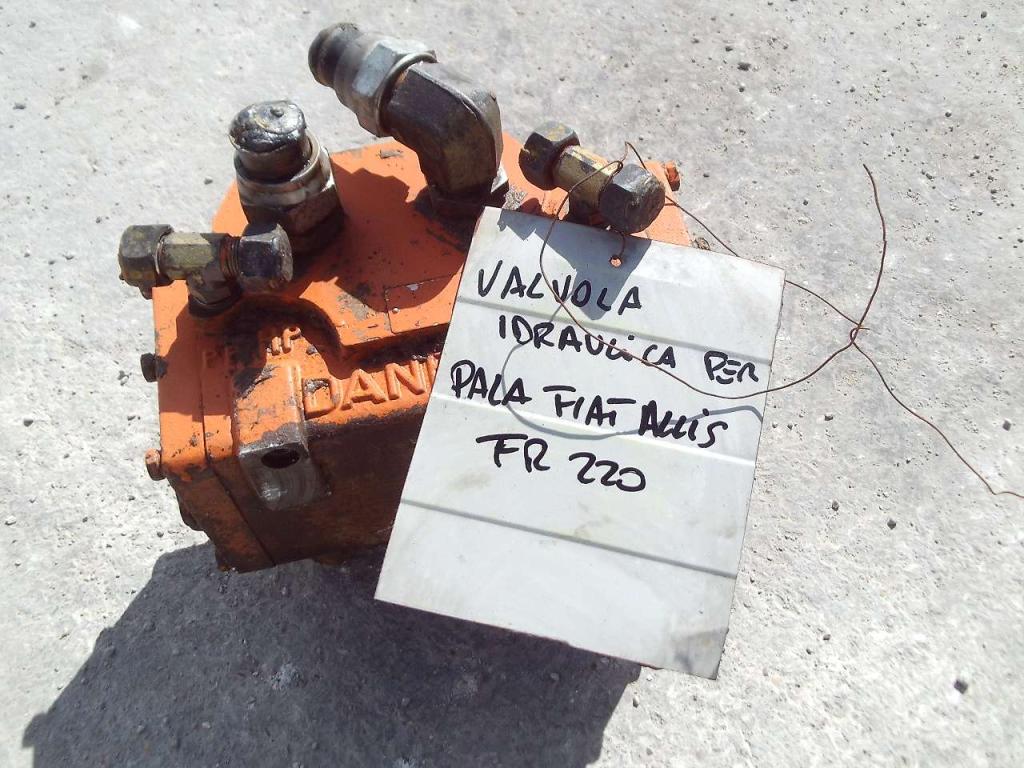 Valvola idraulica per Fiat Allis FR220 Foto 4