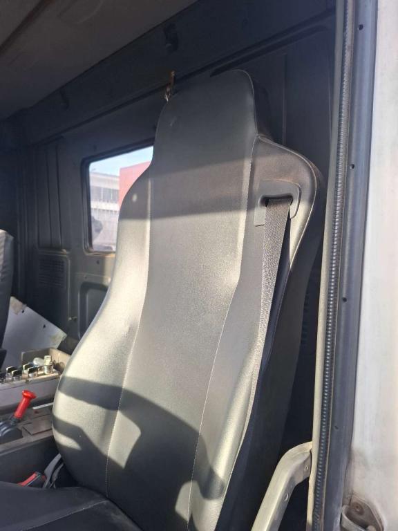 Iveco EUROTECH MP190E30 6X2 Foto 17