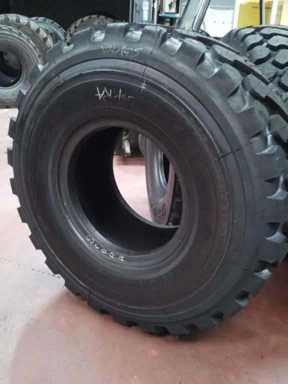 Michelin 20.5R25 Foto 1