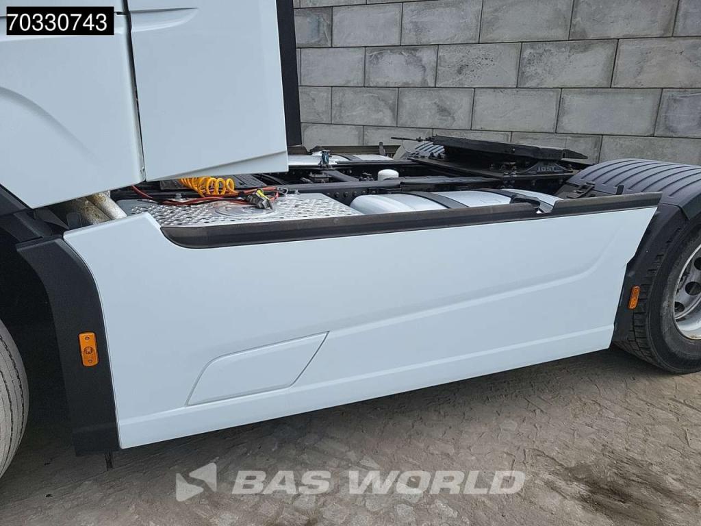 Ford F-Max 500 4X2 Retarder 2xTanks ACC Navi Standklima Foto 13