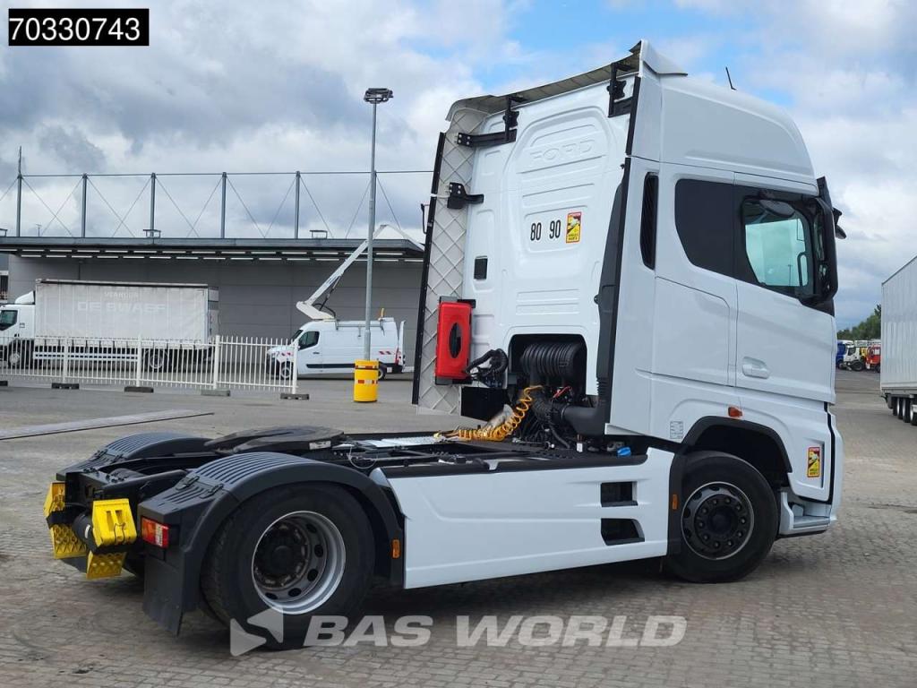Ford F-Max 500 4X2 Retarder 2xTanks ACC Navi Standklima Foto 5