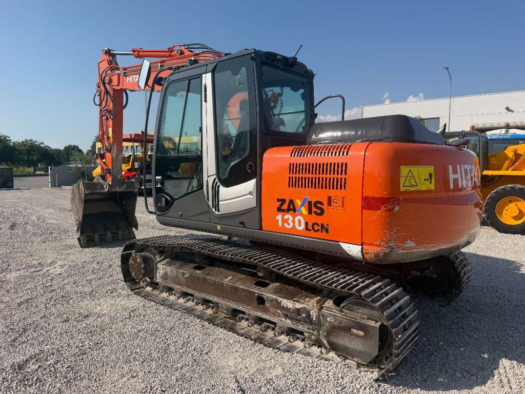 Hitachi ZAXIS 130LCN Foto 1