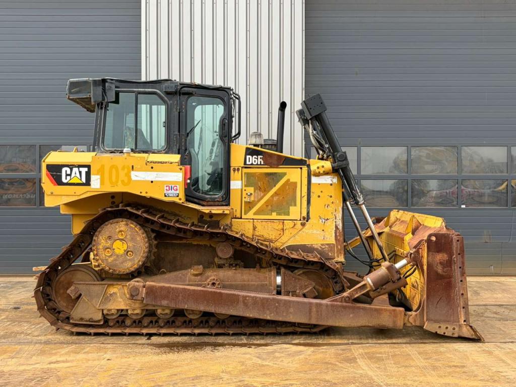Caterpillar D6R2 XL Foto 6