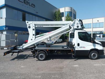 Cela Essential 24P in vendita da Bini Gru Srl