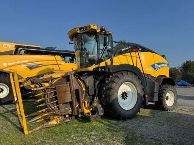 New Holland FR600 in vendita da Gruppo Racca Srl