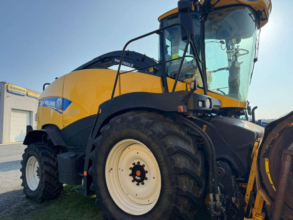 New Holland FR600 Foto 3