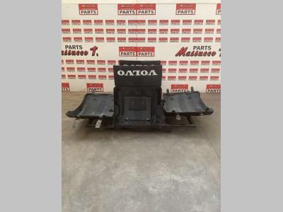 Parafango per Volvo FH16 550 6x4 in vendita da Massucco T. Srl Area Ricambi