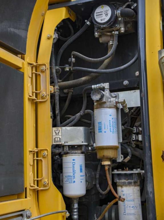 Komatsu PW148-10 Foto 16