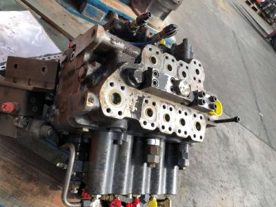 Distributore idraulico per Case 9021 in vendita da Fratelli Zenzalari S.r.l.