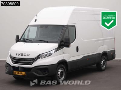 Iveco Daily 35S18 3.0L Automaat L2H3 Extra High 3,5t Trekhaak 180PK LED ACC Navi Airco Camera Parkeersens in vendita da BAS World B.V.