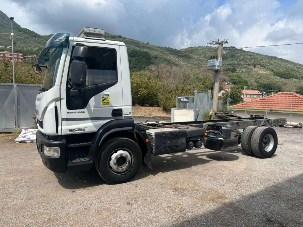Iveco EUROCARGO 160-250 Foto 13