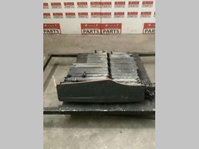 Cassetto porta oggetti per Volvo FH16 550 in vendita da Massucco T. Srl Area Ricambi