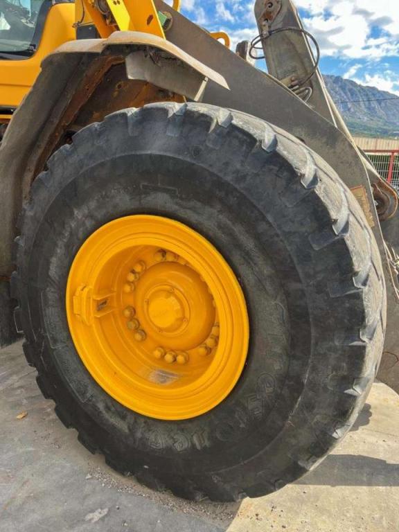 Volvo L120H Foto 12