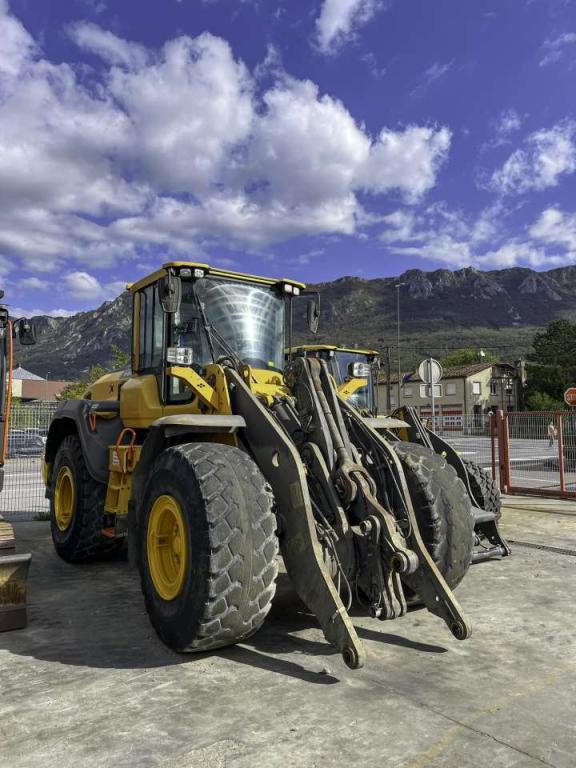 Volvo L120H Foto 4