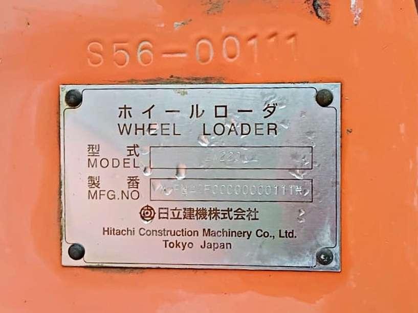 Hitachi ZW220 Foto 8