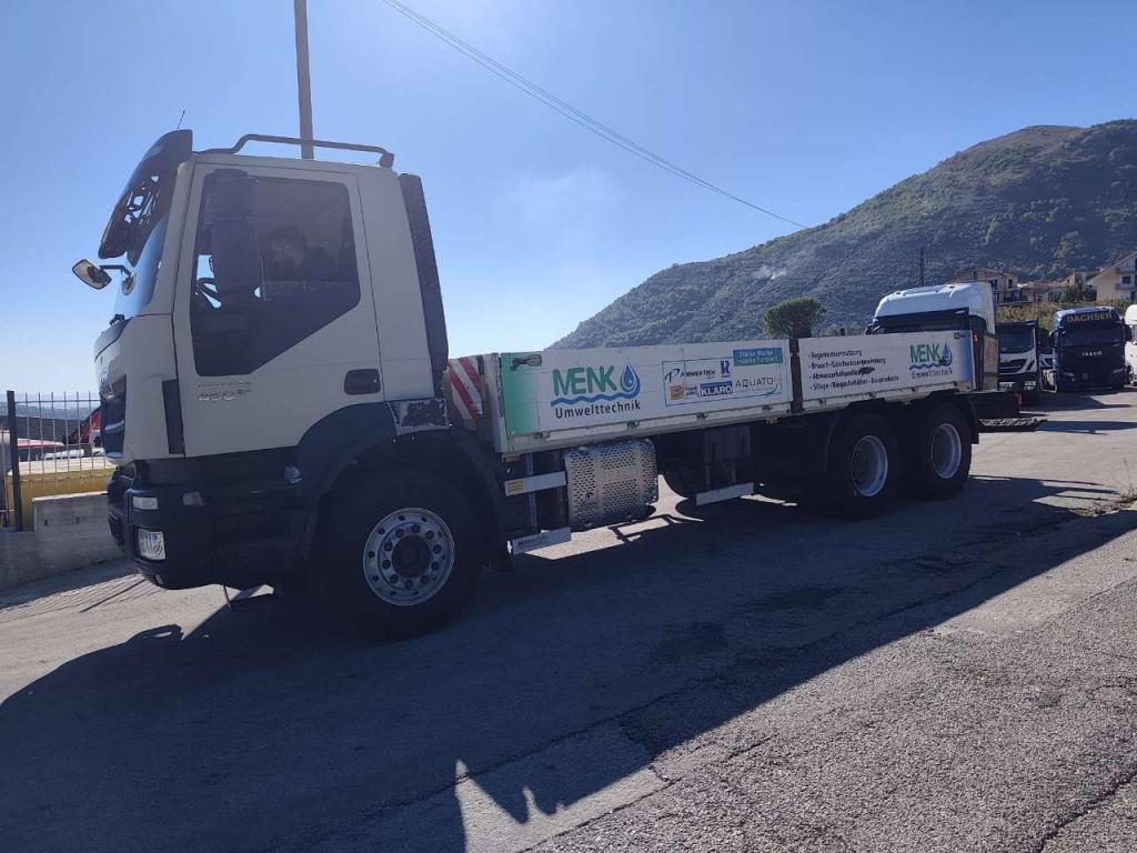 Iveco TRAKKER 260T45/P Foto 29