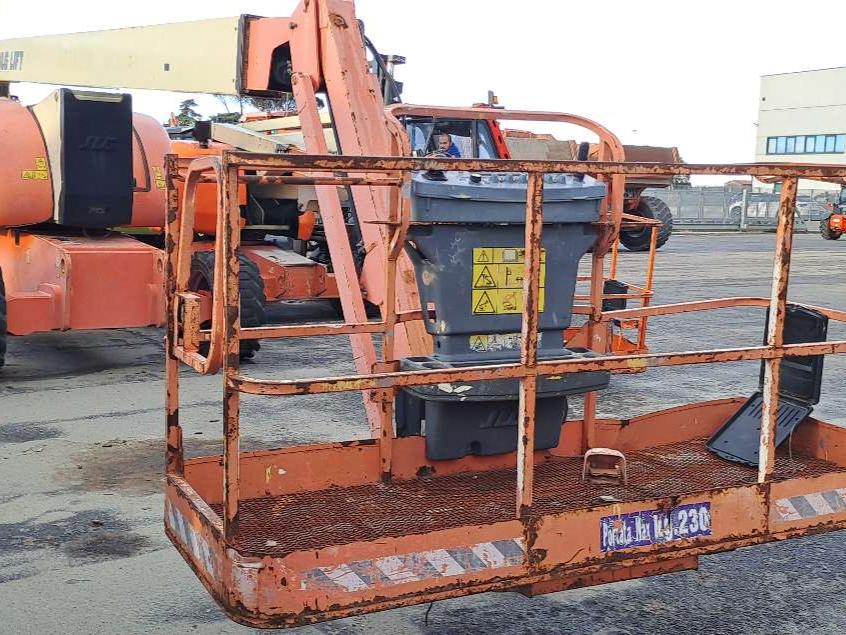 JLG 800AJ Foto 9
