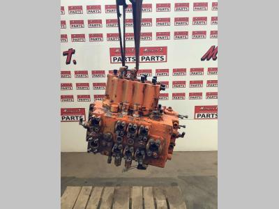 Distributore idraulico per Fiat Hitachi FH200E in vendita da Massucco T. Srl Area Ricambi