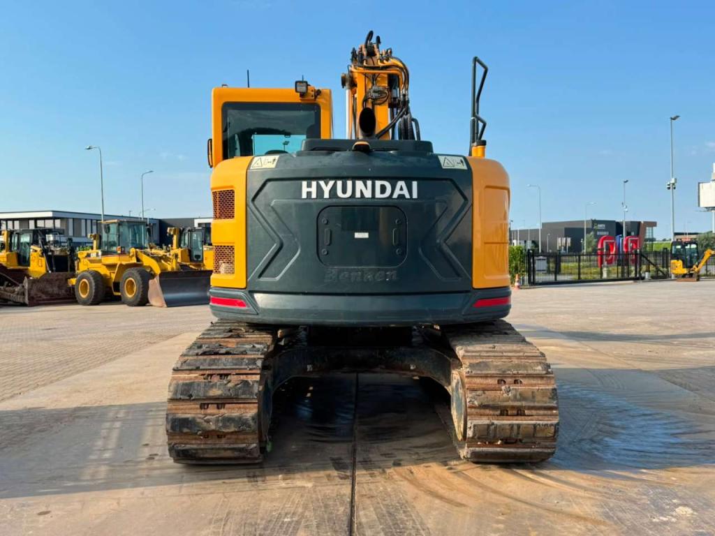 Hyundai HX145LCR Foto 4