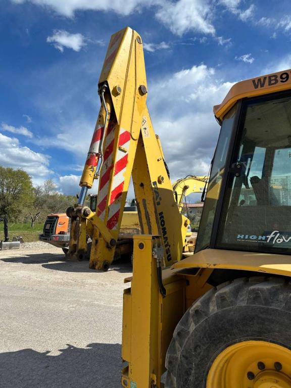Komatsu WB97R Foto 7