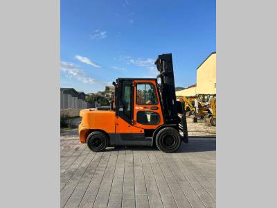 Doosan D 55C-7 Foto 1