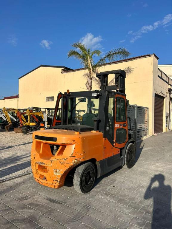 Doosan D 55C-7 Foto 2
