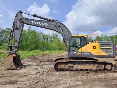 Volvo EC 300 EL in vendita da Aertssen Trading